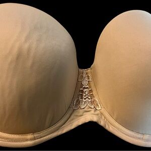 Vanity Fair strapless underwire bra, like new! 44C, straps included